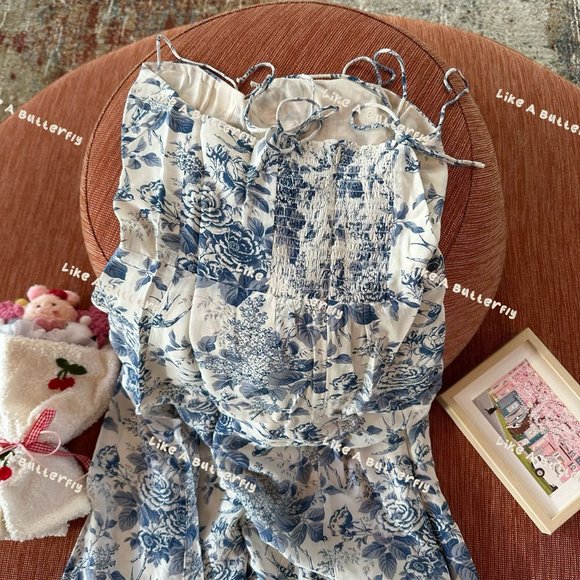 SALE! Reformation Juliette Dress - Pompadour - Picture 15 of 15